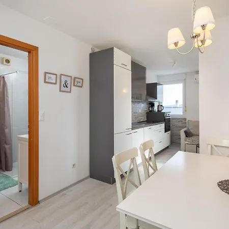 Nest Apartman